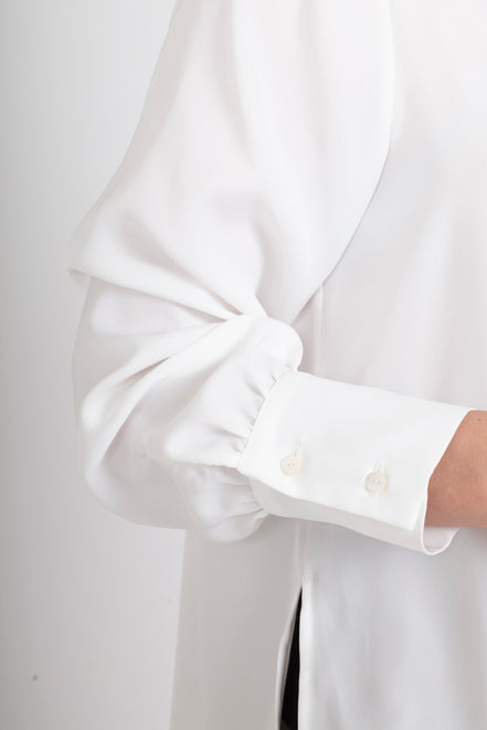 Camicia donna NY over in techno satin color latte
