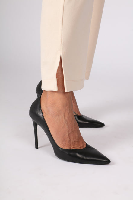 Lilly Trousers in Sand
