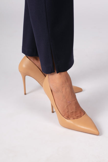 Lilly Trousers in Sand