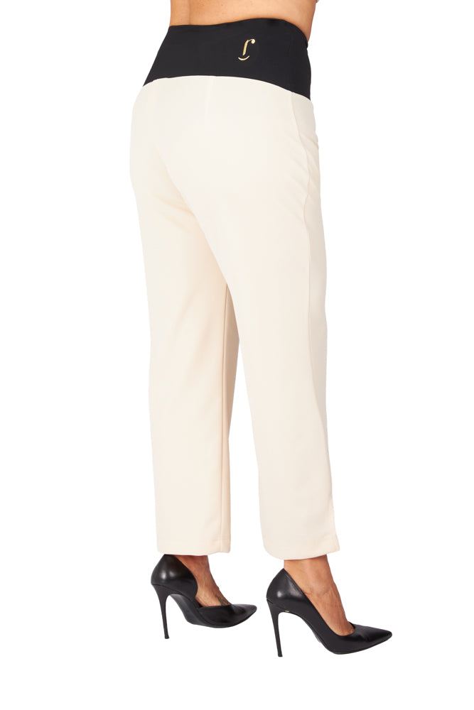 Lilly Trousers in Sand