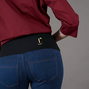 Jeans sigaretta cotone blu chiaro delavè con baschina