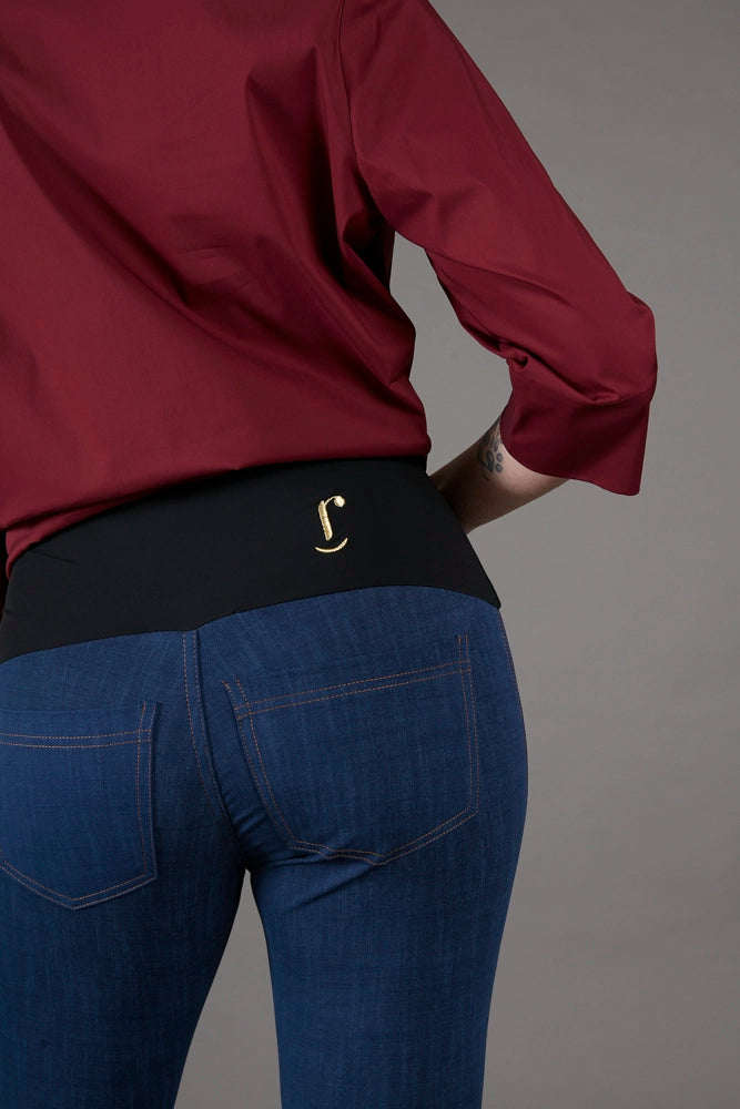 Jeans sigaretta cotone blu chiaro delavè con baschina