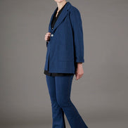 Jeans flare donna blu chiaro delavè con baschina in punto Milano leggero stretch