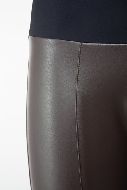 Panta Ny in ecopelle cioccolato con spacchi frontali