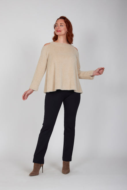 Maglia Sara felpa spalle scoperte pelouche cipria