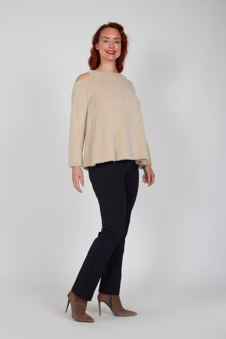 Maglia Sara felpa spalle scoperte pelouche cipria