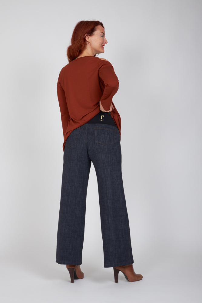 Maglia donna color cannella manica lunga con scollo all’americana Ischia