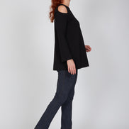 Maglia donna nera manica lunga con scollo all’americana Ischia