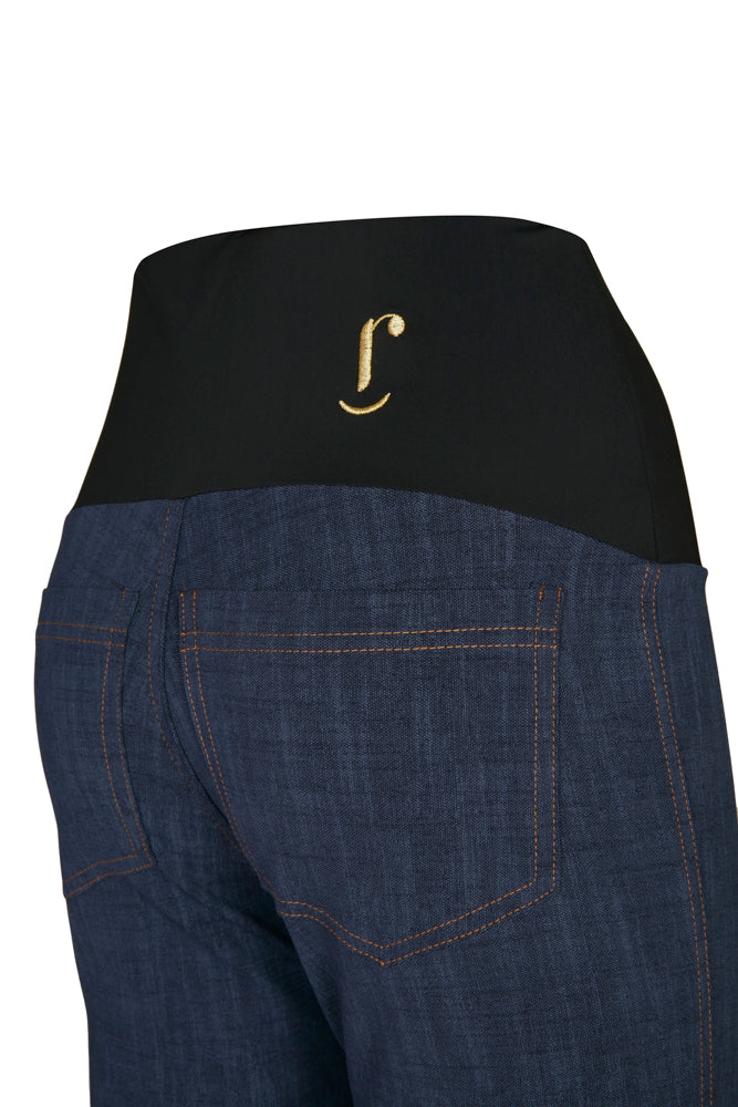 Jeans sigaretta cotone blu delavè con baschina