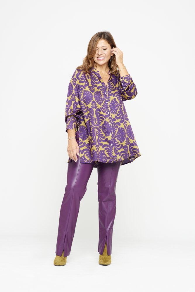 Panta donna in ecopelle viola con spacchi frontali – Panta NY