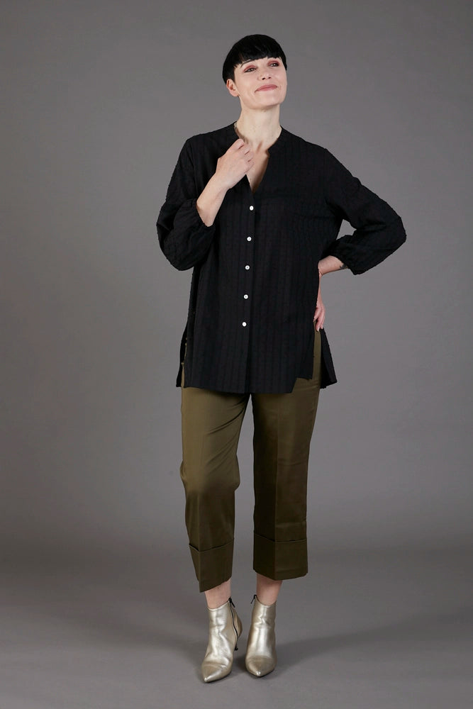 Camicia Vulcano nera in plumetis