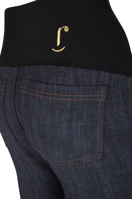 Jeans flare donna blu delavé con baschina in punto Milano stretch