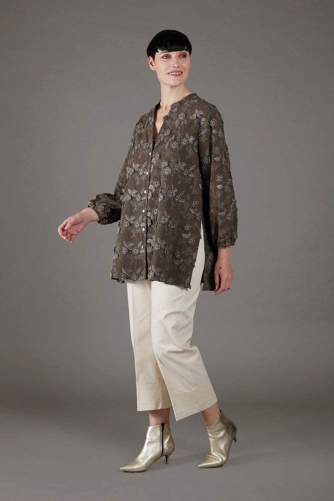 Camicia Vulcano ricamata tortora