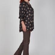 Camicia donna NY over stampa nera in satin di viscosa