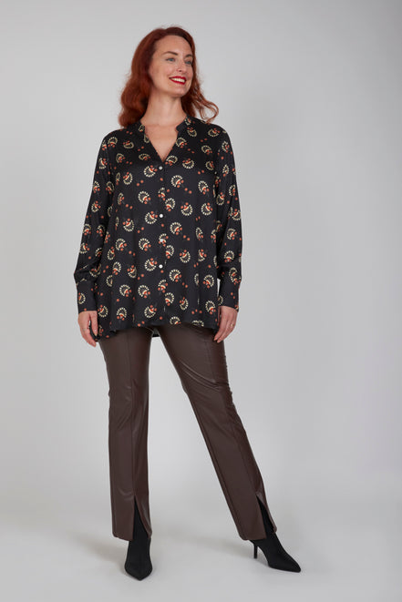 Camicia donna NY over stampa nera in satin di viscosa