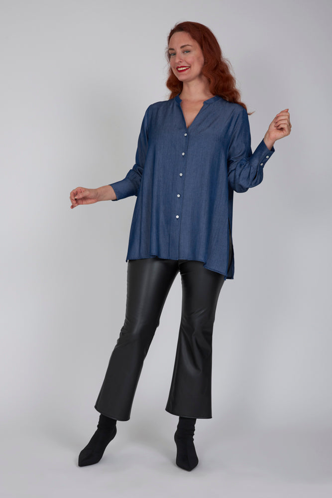 Camicia donna NY over in satin effetto jeans con scollo a V
