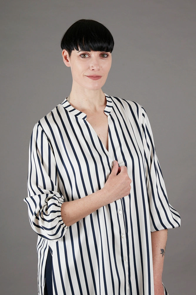 Camicia donna Vulcano a righe panna e blu in viscosa
