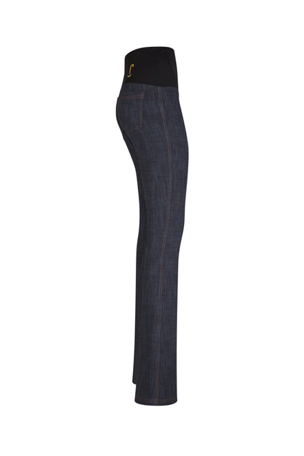 Jeans flare donna blu delavé con baschina in punto Milano stretch