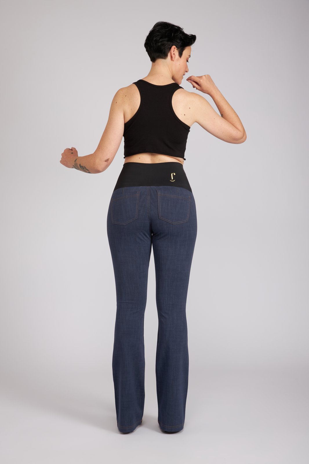 Jeans flare punto milano cotone blu delavè