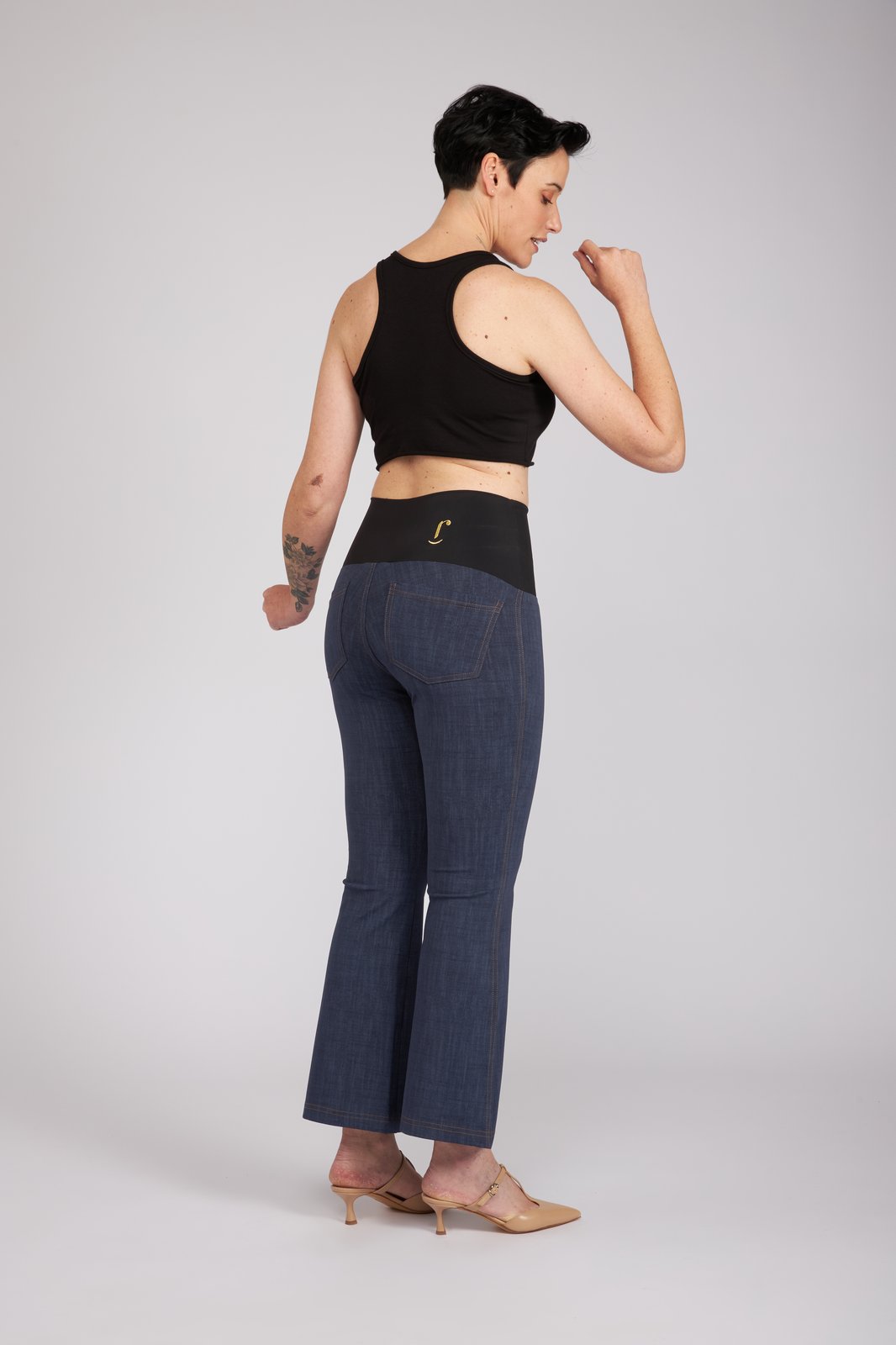 Jeans zampetta punto milano cotone blu delavè