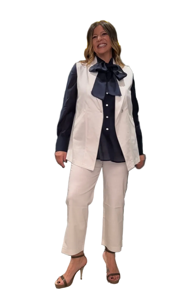 Look fiocco tailleur bianco