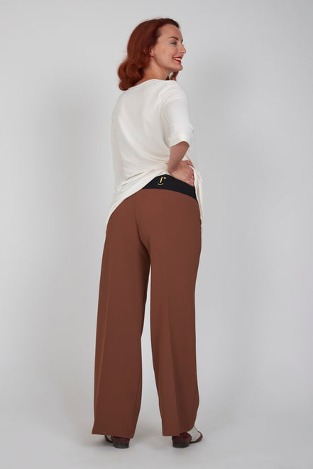 Panta Firenze crepe cady mocha con baschina
