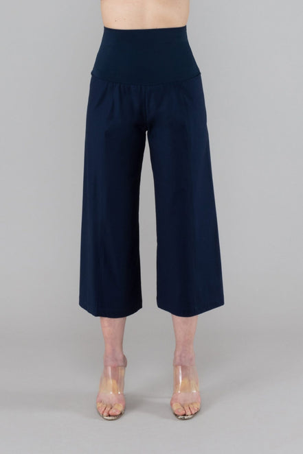 Panta Capri cotone blu con baschina