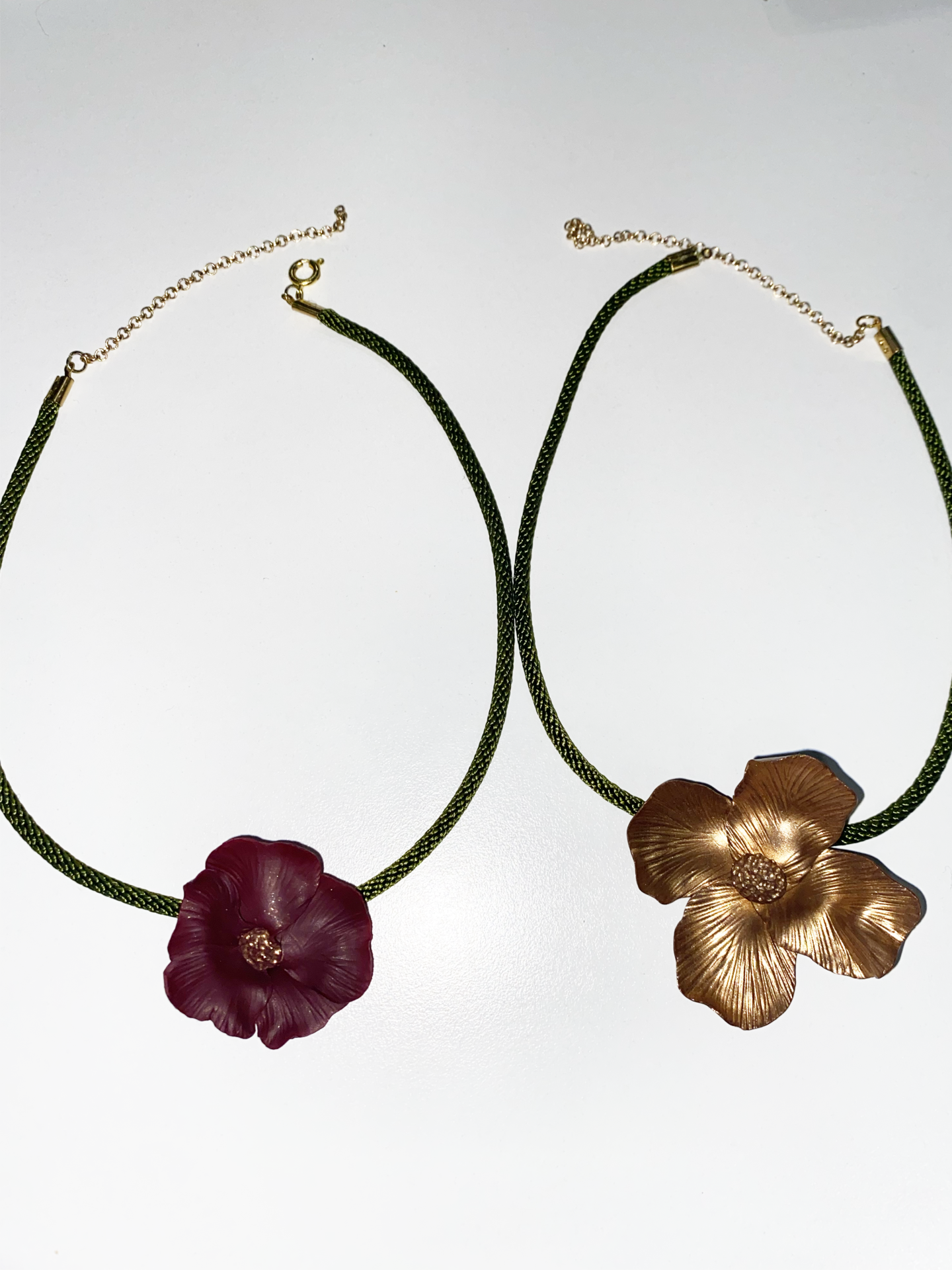 Sboccia choker bocciolo bordeaux/oro