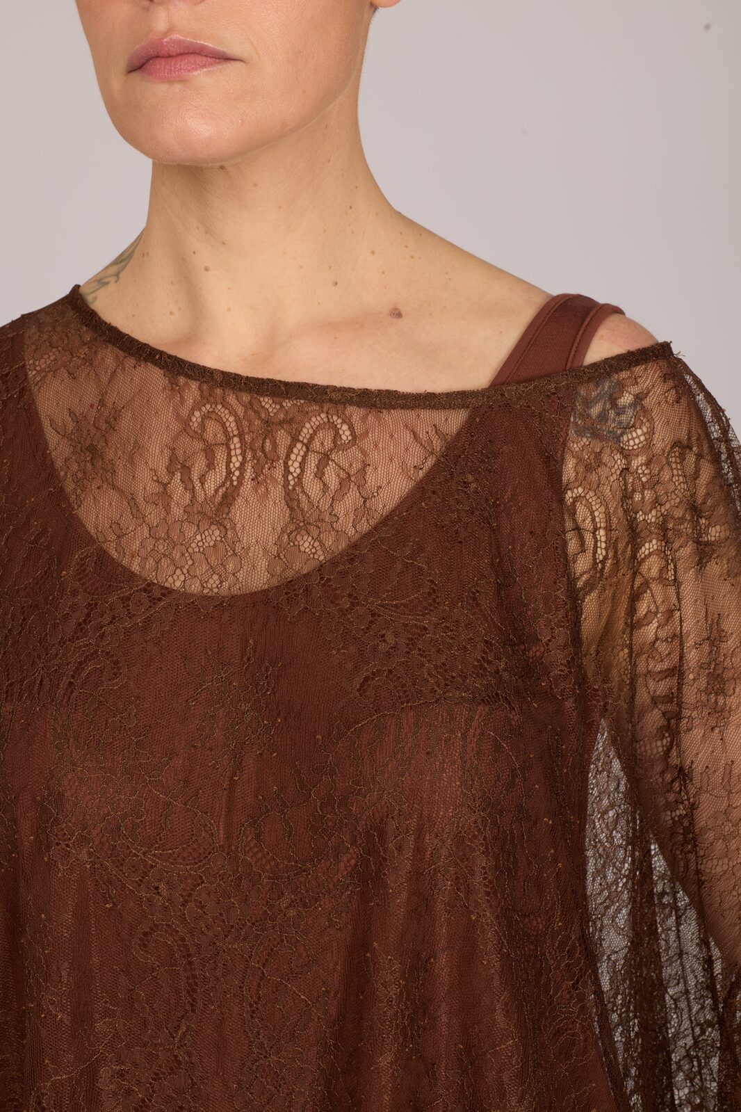 Capri Top in Chocolate Lace
