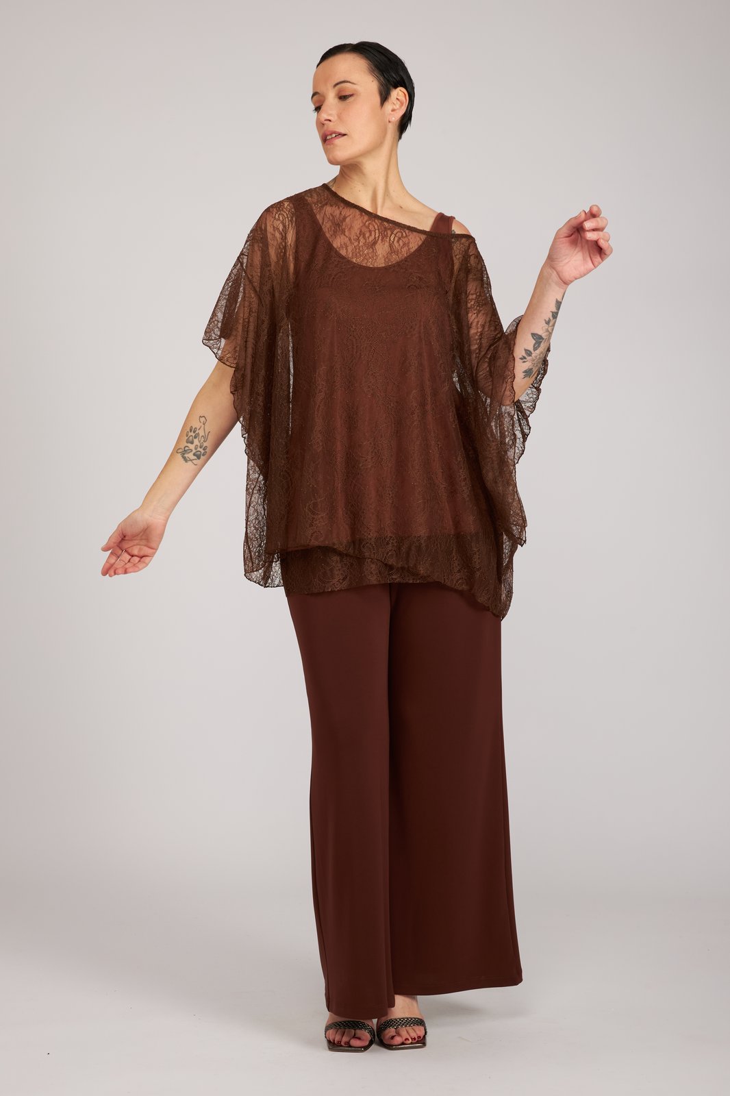 Capri Top in Chocolate Lace