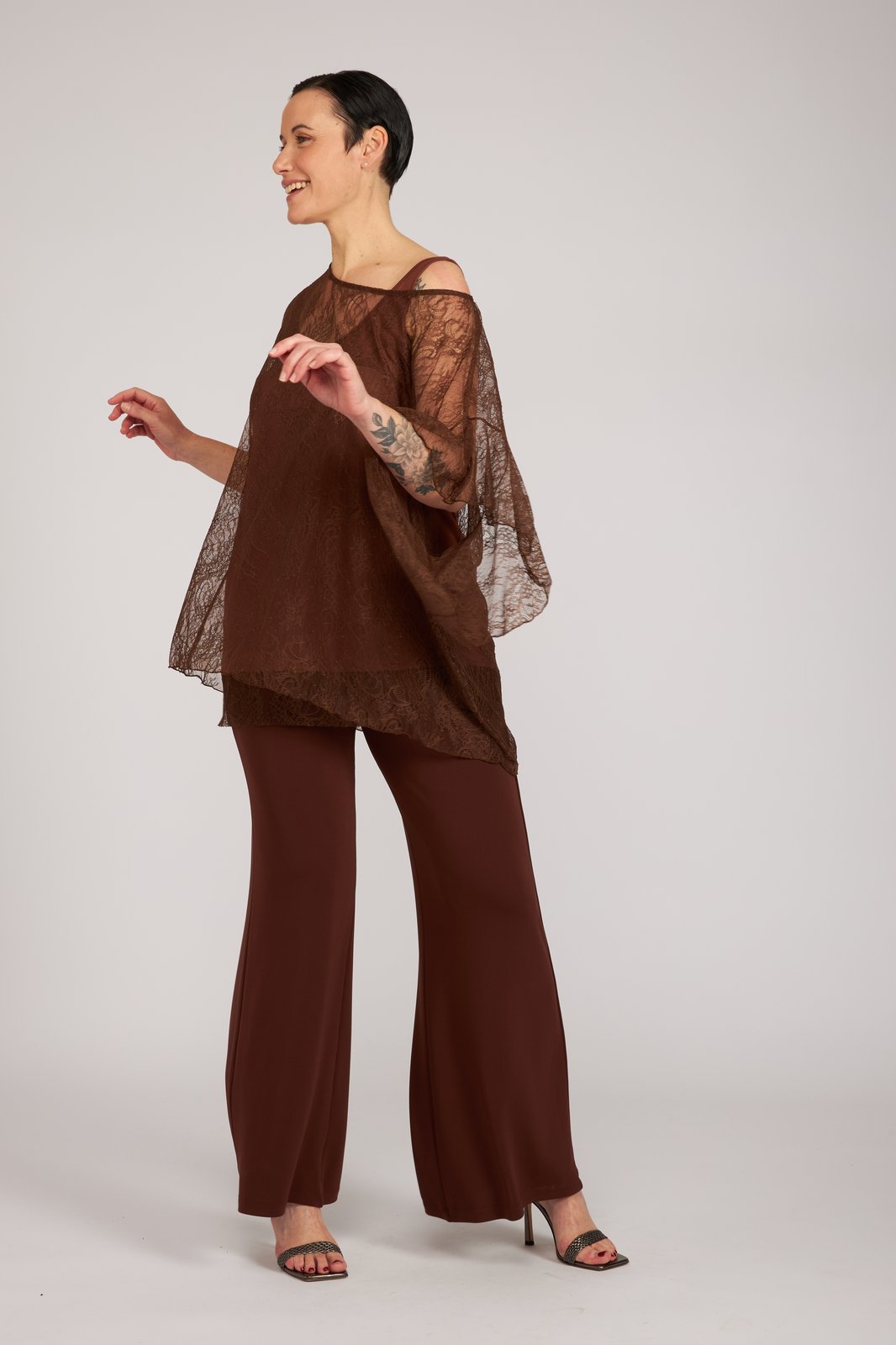 Capri Top in Chocolate Lace