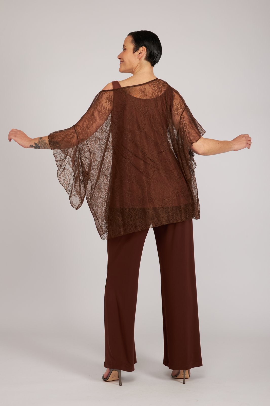 Capri Top in Chocolate Lace