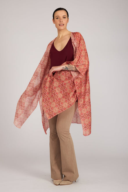 Look Kimono fantasia rosa e arancio